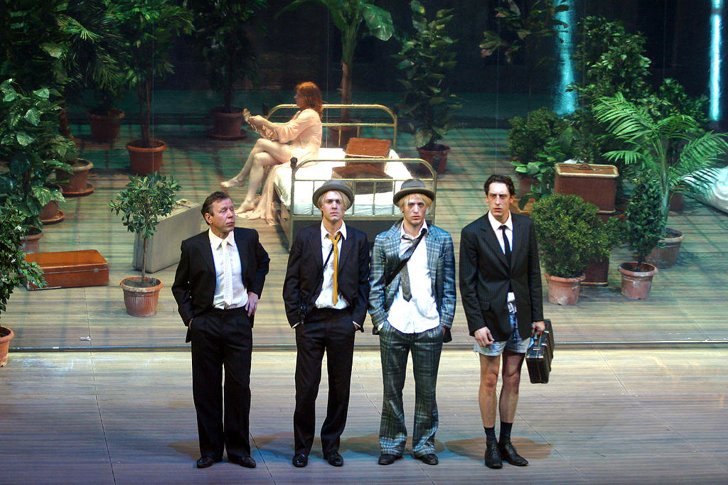 DIE SCHMUTZIGEN HAENDE