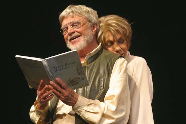 ZARTE BLUME HOFFNUNG